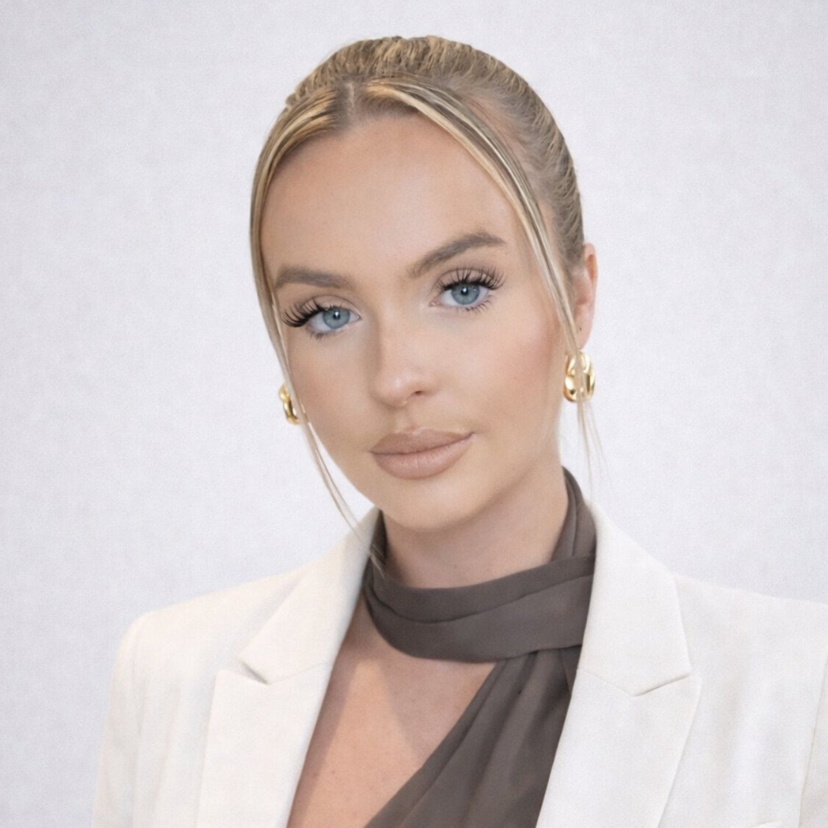 Amber McAteer — Founder, Divine Estates